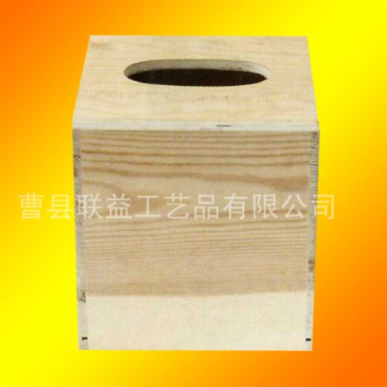 點擊查看詳細(xì)信息<br>標(biāo)題：紙巾盒LY-Z1007 閱讀次數(shù)：2061