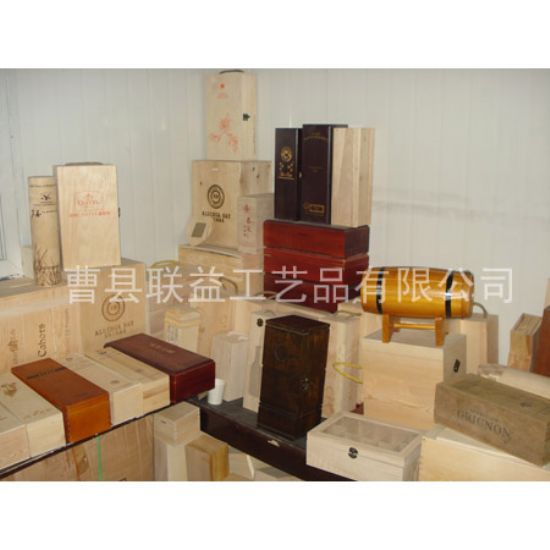 點(diǎn)擊查看詳細(xì)信息<br>標(biāo)題：酒盒LY-1018 閱讀次數(shù)：3951